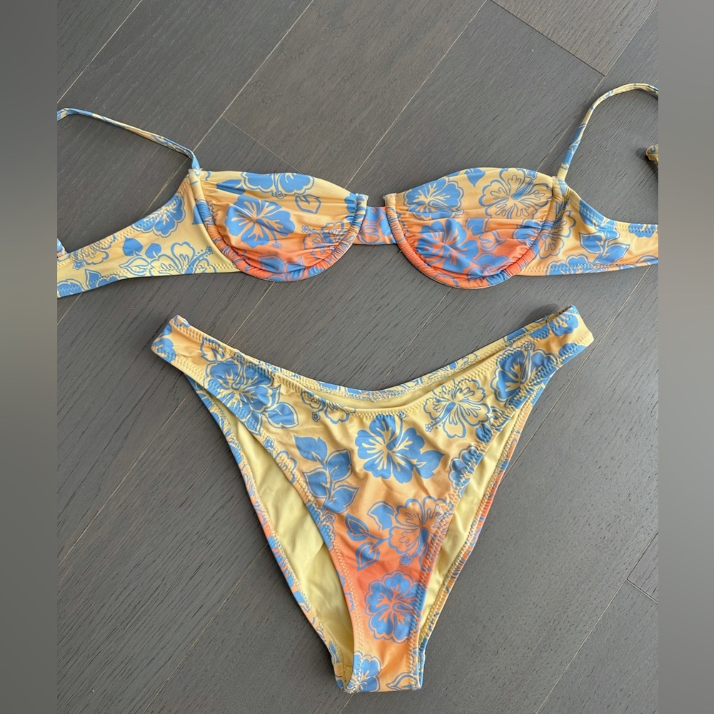 Pacsun balconette bikini set